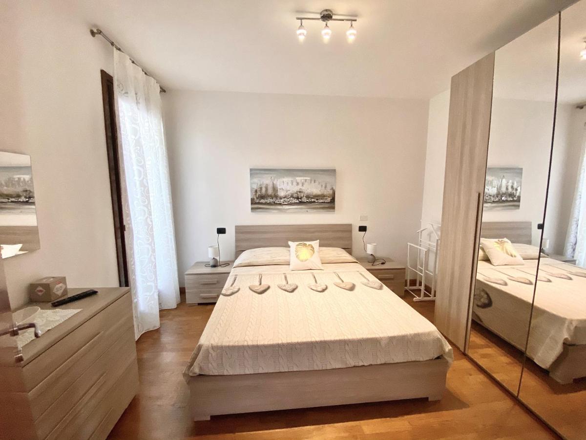 Dream Apartment ตอสโกลาโน มาแดร์โน ภายนอก รูปภาพ