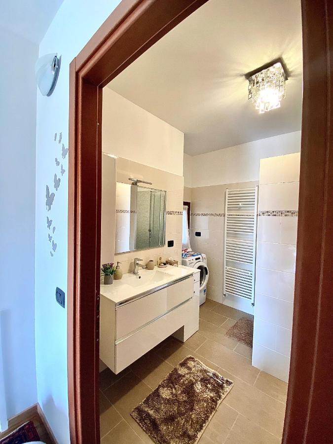 Dream Apartment ตอสโกลาโน มาแดร์โน ภายนอก รูปภาพ