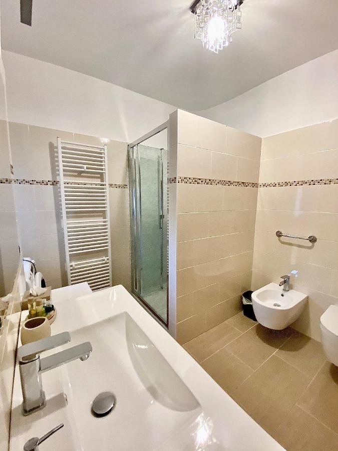 Dream Apartment ตอสโกลาโน มาแดร์โน ภายนอก รูปภาพ