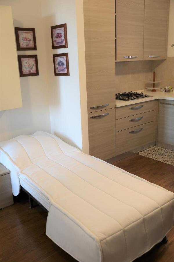 Dream Apartment ตอสโกลาโน มาแดร์โน ภายนอก รูปภาพ